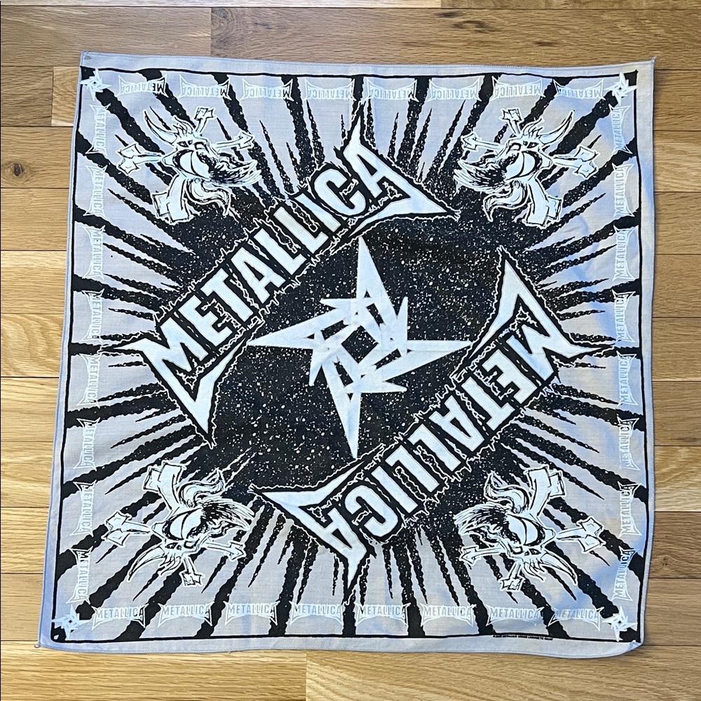 Vintage Metallica Black & White Bandana, 2003, Rock Band, 2003 World Tour